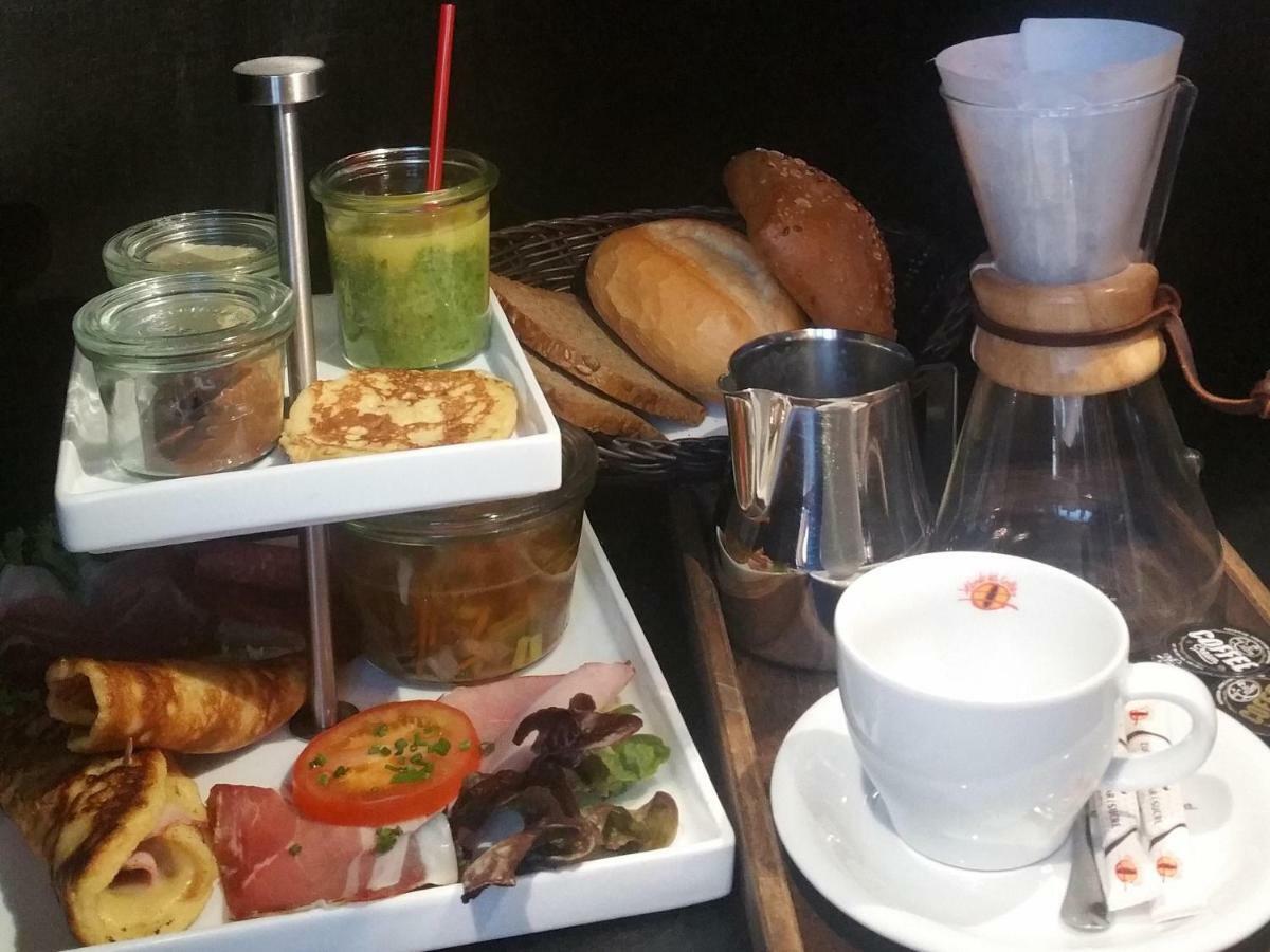 Mondo'S Kaffeehotel Трир Екстериор снимка